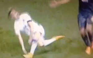 Xem pha ăn vạ 'lố' nhất lịch sử bóng đá