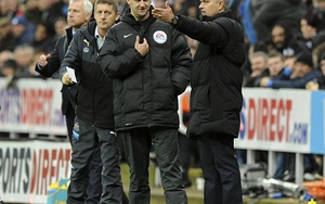 Thua trận, Mourinho đổ lỗi cho cậu bé nhặt bóng