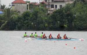 Đại hội TDTT giữa mùa AFF Cup