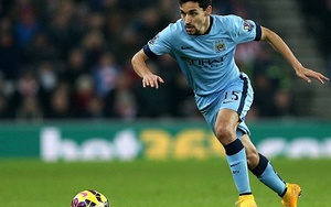 Góc chiến thuật: Man City suýt trả giá đắt vì Jesus Navas