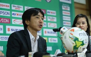 HLV Toshiya Miura: 'Tôi xin lỗi các CĐV Việt Nam'