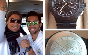 Ronaldo tặng đồng hồ hơn 200 triệu cho đồng đội