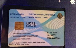 Xóa nhòa ranh giới quốc gia với thẻ cư trú ảo