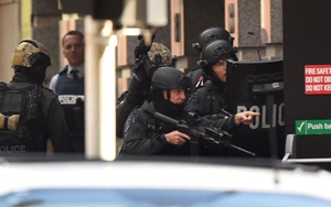 Kẻ bắt cóc đòi nói chuyện với Thủ tướng Australia trên sóng phát thanh trực tiếp