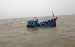 Cứu nạn thành công tàu cá Đna 90609