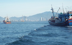 Khẩn trương tìm kiếm tàu cá cùng 2 ngư dân mất liên lạc trên biển