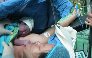 Đà Nẵng: Ba em bé đầu tiên ra đời bằng phương pháp thụ tinh trong ống nghiệm