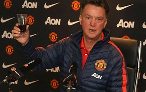 Van Gaal cấm cầu thủ Man United đi 'con đường đau khổ'