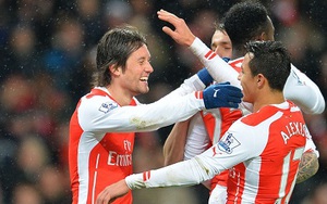 VIDEO Arsenal 2-1 QPR: Giroud bị đuổi, Arsenal chật vật ở trận thắng thứ 400 của Wenger