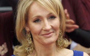 Khéo chiều độc giả như bà Rowling