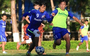 Toàn cảnh V-League 2015: Chờ 'gói kích cầu' U19