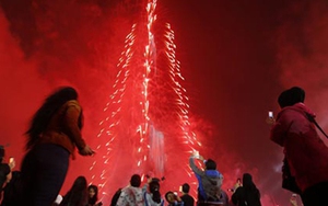 Thế giới vui, buồn trong ngày đầu tiên của năm 2015