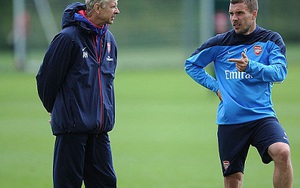 Vừa sang Inter, Podolski đã nói xấu Wenger