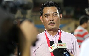 Chủ tịch Hà Nội T&T Nguyễn Quốc Hội: 'Vấn đề của chúng tôi chỉ là khán giả'