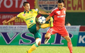 B.Bình Dương – SHB.Đà Nẵng: Loại một ứng viên