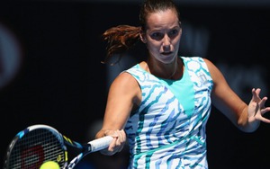 Thắng set đầu tiên sau 10 lần dự Australian Open