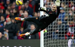 Đêm mai, Victor Valdes ra mắt Man United: Những kỳ vọng ở một vai phụ
