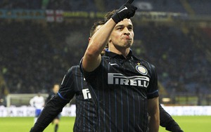 Inter 2-0 Sampdoria: Shaqiri ghi bàn đầu tiên, Inter 'hành hạ' 9 cầu thủ Sampdoria