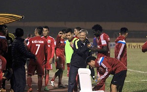 17h00, 25/1, B.Bình Dương - Than Quảng Ninh: Cuộc chiến vương quyền