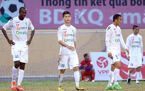 Hà Nội.T&T khủng hoảng cả công lẫn thủ?