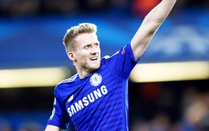 Chelsea đợi Fabregas trước đại chiến với Man City. Mất Costa, bán Schuerrle, Mourinho lại giận