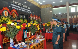 Lễ tang các chiến sĩ hy sinh khi làm nhiệm vụ bay huấn luyện