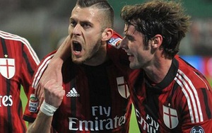 AC Milan 3-1 Parma: Jeremy Menez lập cú đúp, Milan nhảy lên xếp thứ 9