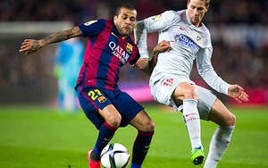 Barca, hãy giữ Alves luôn và ngay!