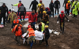 Số người thiệt mạng trong tai nạn máy bay TransAsia lên 40 người