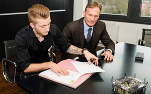 CHÍNH THỨC: Marco Reus gia hạn hợp đồng với Dortmund đến năm 2019