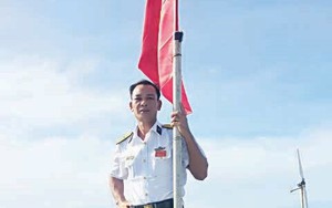 Người về từ Trường Sa