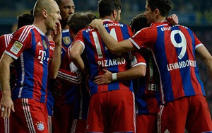 Robben, Lewandowski lập cú đúp, Bayern tàn sát Paderborn với "set tennis trắng"