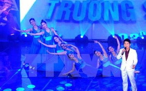 Giao lưu nghệ thuật Xuân Trường Sa 2015