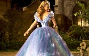 Phim 'Cinderella' chuẩn bị ra rạp: Lọ Lem có phải hình tượng đáng mơ ước?