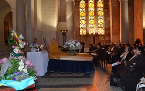 Trang trọng tổ chức tang lễ của họa sĩ Lê Bá Đảng tại Paris