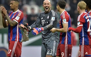 Pepe Reina đi vào lịch sử với kỷ lục vô tiền khoáng hậu