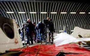 Chuyên gia Hà Lan trở lại hiện trường vụ MH17