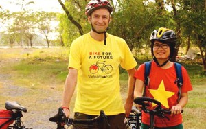 'Đừng ngồi tưởng tượng khó khăn, cứ xách xe đạp và lên đường'