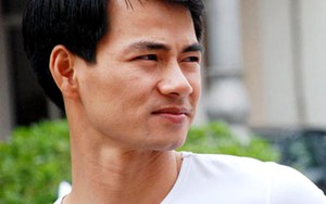 Xuân Bắc tranh làm hoàng tử Hamlet với Tuấn Minh