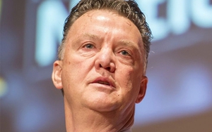 Hristo Stoichkov chửi Louis van Gaal là ‘thằng cha cặn bã’