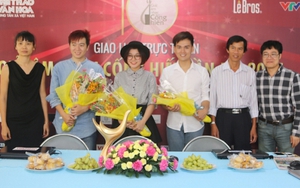 'Làm nghệ thuật giống như phép tính 1+1=2 vậy'