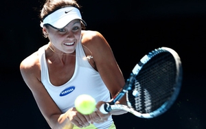 Katowice Open: Flipkens ngược dòng loại Niculescu, Kulichkova lại gây bất ngờ