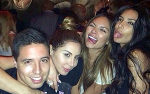 Samir Nasri làm náo loạn sòng bài: Thêm hỏng vì gái hư