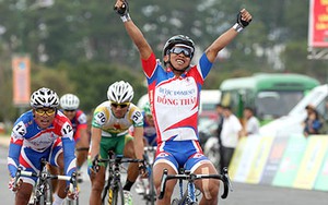 Chặng 6 và 7 giải xe đạp truyền hình TP.HCM 2015: Vạn An lấy Áo vàng