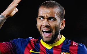 Daniel Alves: 'Muốn vô địch Champions League, Barca phải mạo hiểm'