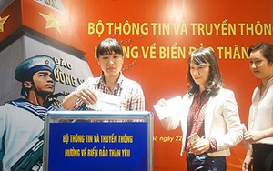 Bộ TTTT quyên góp 4,1 tỉ ủng hộ huyện đảo Trường Sa