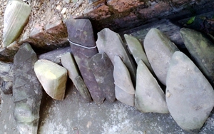 Đàn đá cổ lần đầu tiên phát hiện ở Quảng Bình