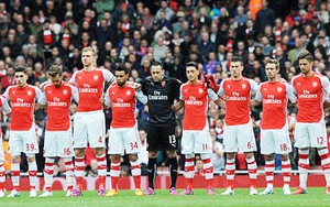 Lần đầu tiên trong lịch sử, Arsenal mất ngôi đầu Premier League ở vòng 1