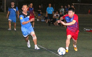 Văn Quyến lập hat-trick, FC Chương Dương đại thắng