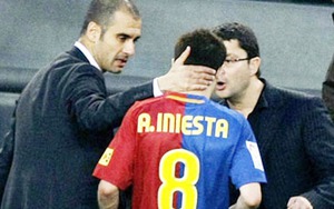 Iniesta gặp lại Guardiola: Hậu sinh khả úy?